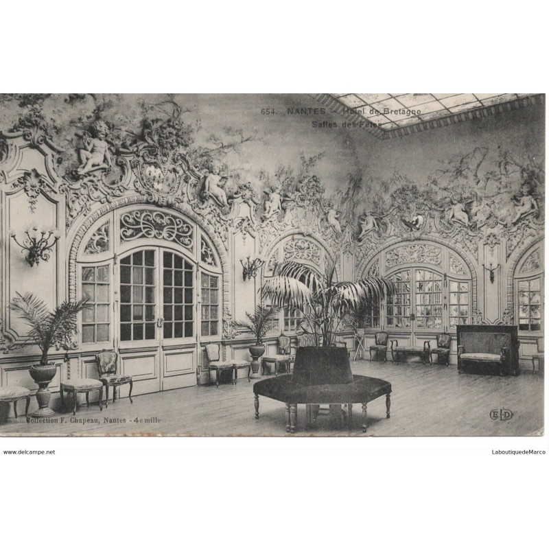 44 - Nantes - Hôtel de Bretagne - Dos Divisé