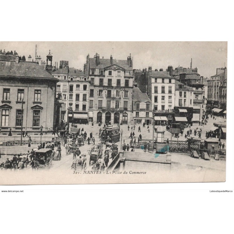 44 - Nantes - La Place du Commerce - Dos Divisé