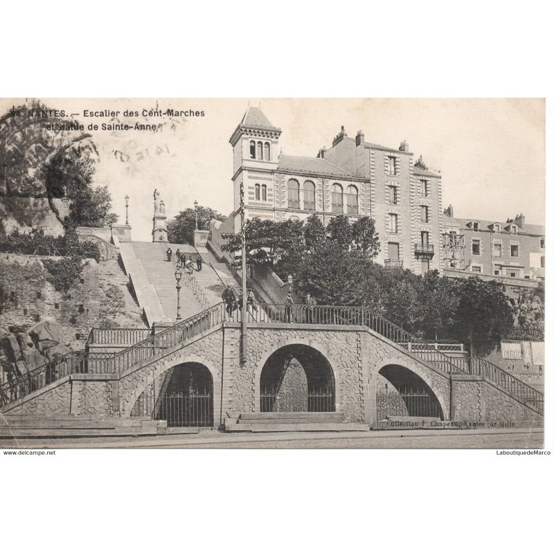 44 - Nantes - Escalier des Cent-Marches - Dos Divisé