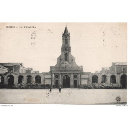 44 - Nantes - L'Hôtel-Dieu - Dos Divisé
