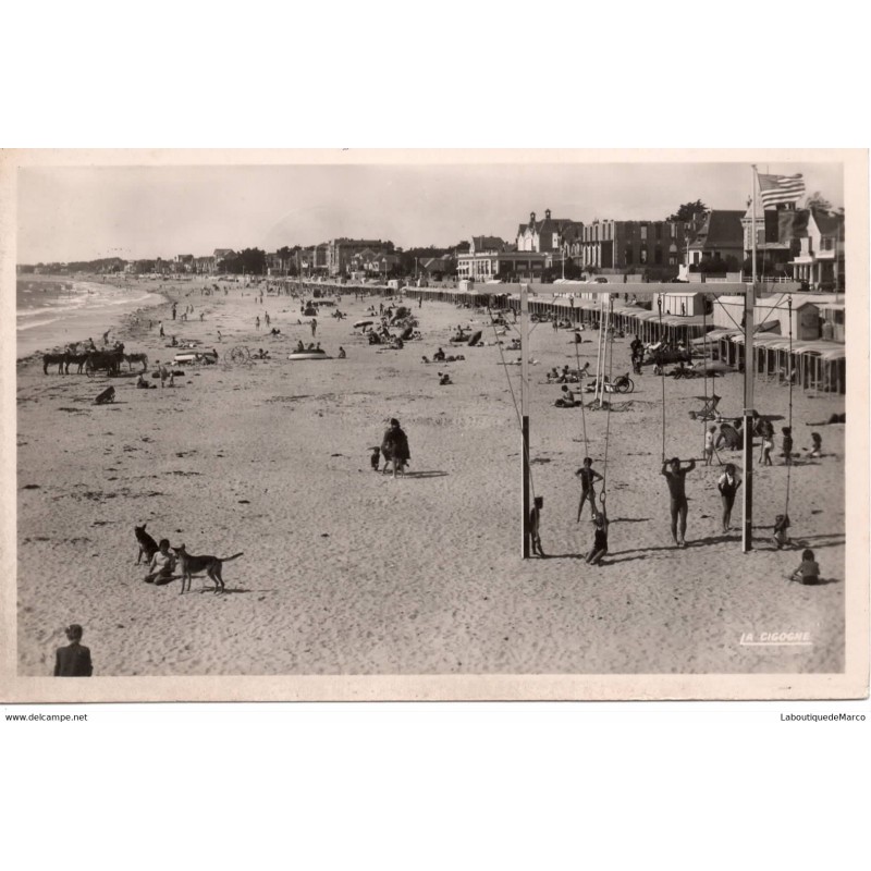 44 - Pornichet - La Plage - Dos Divisé