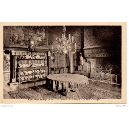 49 - Montreuil-Bellay - Intérieur du Château - Dos Divisé