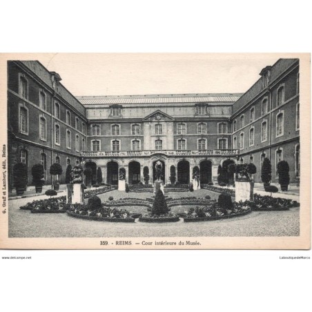51 - Reims - Cour intérieure du Musée - Dos Divisé