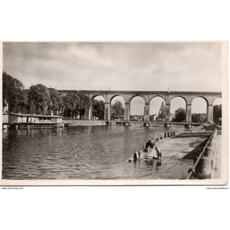53 - Laval - Le Viaduc - Dos Divisé