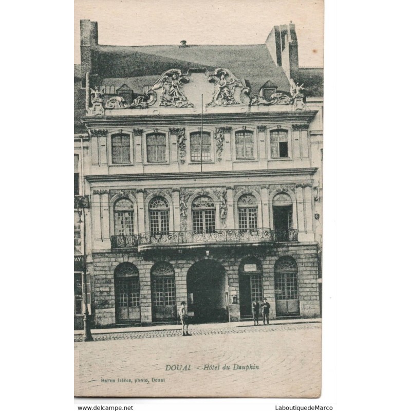 59 - Douai - Hôtel du Dauphin - Dos Divisé