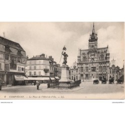 60 - Compiègne - La Place...