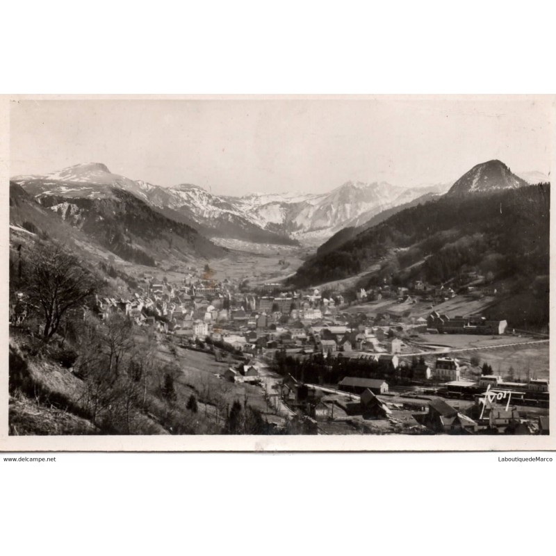 63 - Le Mont-Dore - La Ville et la vallée de la Dordogne - Dos Divisé