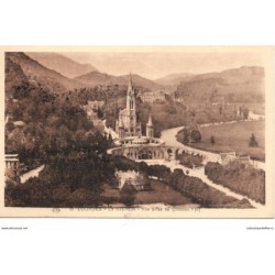 65 - Lourdes - La Basilique...