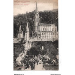 65 - Lourdes - La Grotte et...