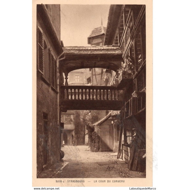 67 - Strasbourg - La Cour du Corbeau - Dos Divisé