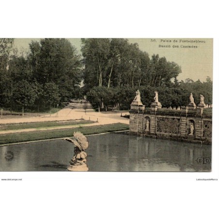 77 - Fontainebleau - Le Palais - Bassin des Cascades - Dos Divisé