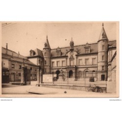 77 - Melun - L'Hôtel de...