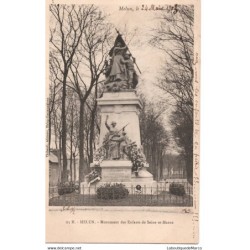 77 - Melun - Monument des...