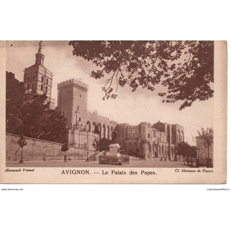 84 - Avignon - Le Palais des Papes - Dos Divisé