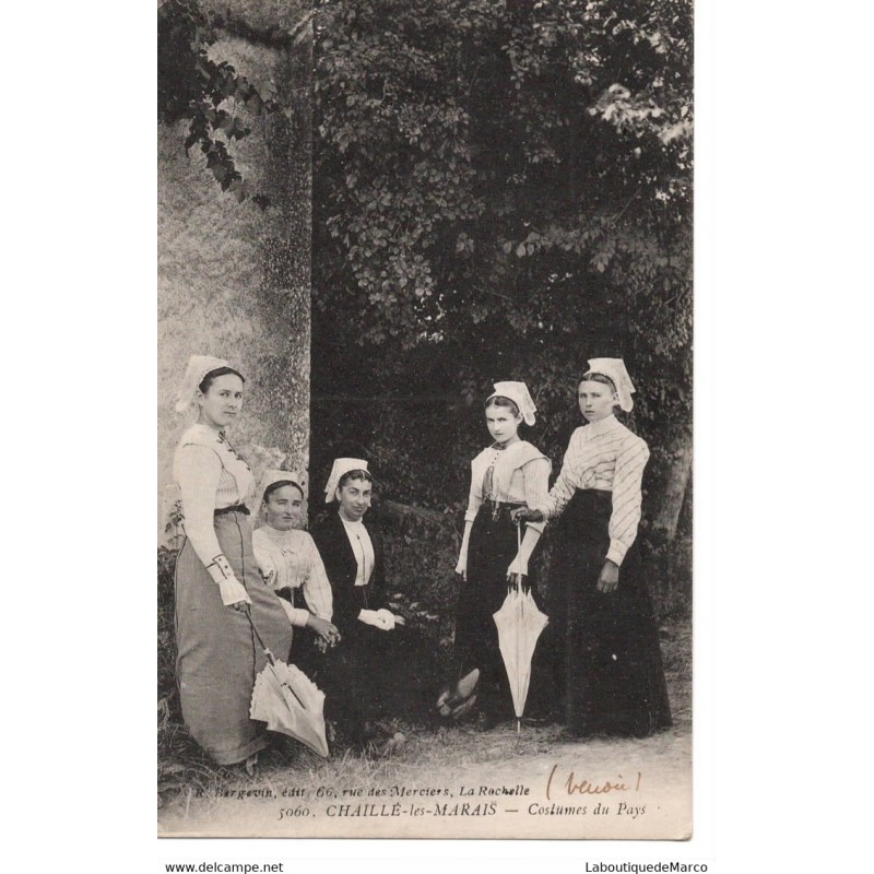 85 - Chailly-les-Marais - Costumes du Pays - Dos Divisé