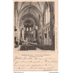 86 - Poitiers - L'Eglise...