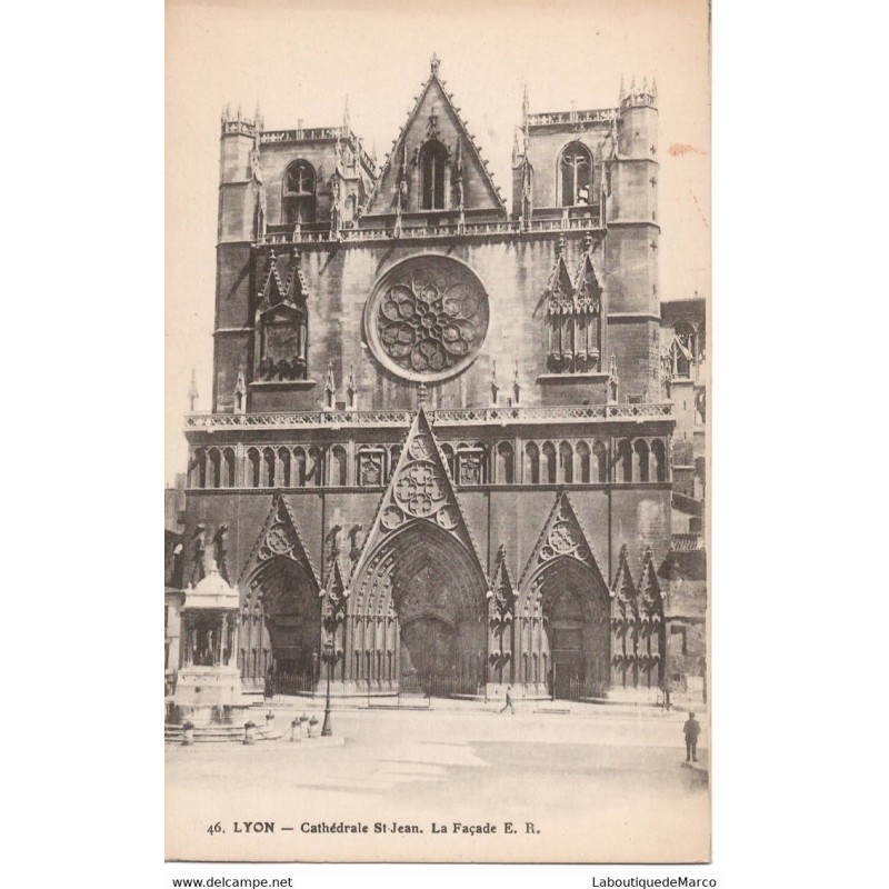 69 - Lyon - Cathédrale St-Jean - La Façade - Dos Divisé