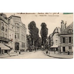 03 - Moulins - Avenue de la Gare - Dos Divisé