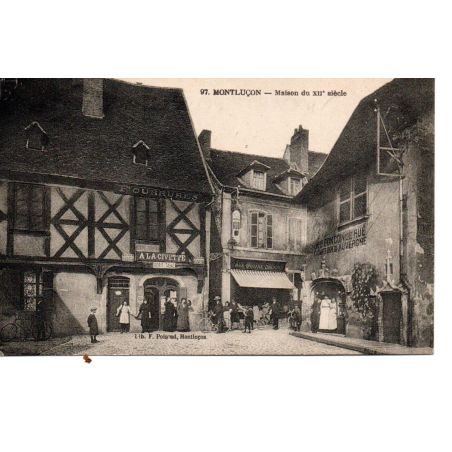 03 - Montluçon - Maison du XII siècle - Dos Divisé