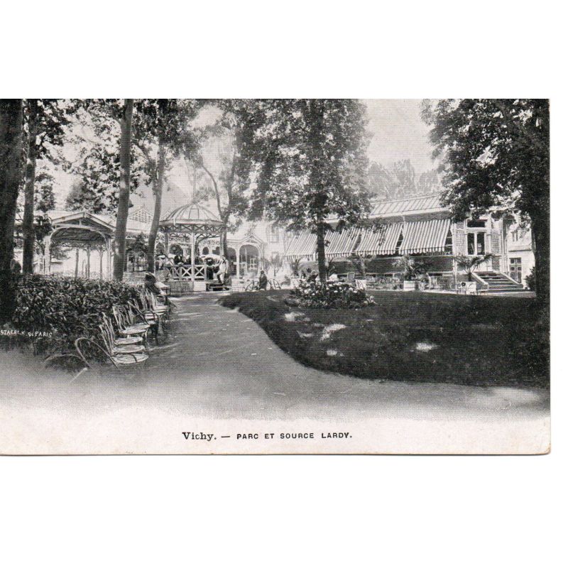 03 - Vichy - Parc et Source Lardy - Dos Divisé