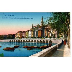 06 - Menton - La Vieille Ville et le Boulevard de Garavan - Dos Divisé