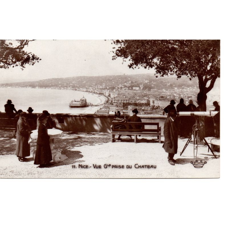 06 - Nice - Vue Générale prise du Château - Dos Divisé