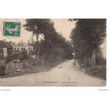 50 - Pont-Hébert - Avenue de la Gare - Dos Divisé