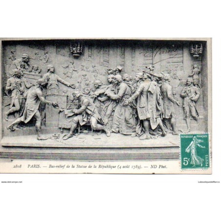 75 - Paris - Bas-Relief de la Statue de la République - Dos Divisé
