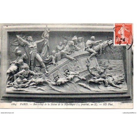 75 - Paris - Bas-Relief de la Statue de la République - Dos Divisé