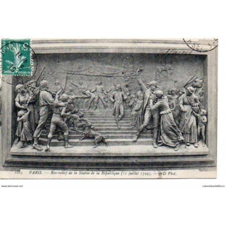 75 - Paris - Bas-Relief de la Statue de la République - Dos Divisé