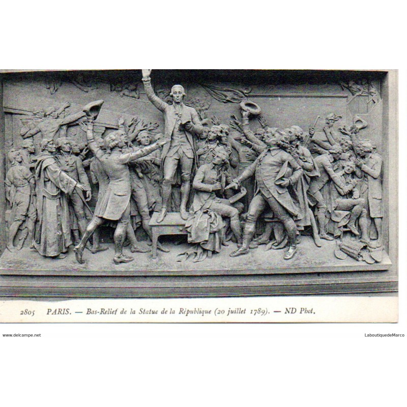 75 - Paris - Bas-Relief de la Statue de la République - Dos Divisé