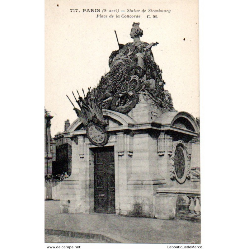 75 - Paris - Statue de Strasbourg - Dos Divisé