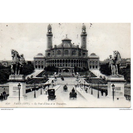 75 - Paris - Le Trocadéro - Dos Divisé