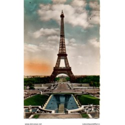 75 - Paris - La Tour Eiffel...