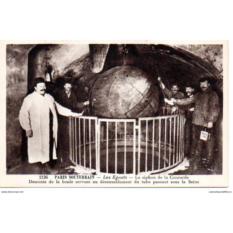 75 - Paris - Les Souterrain - Les Egouts - Dos Divisé