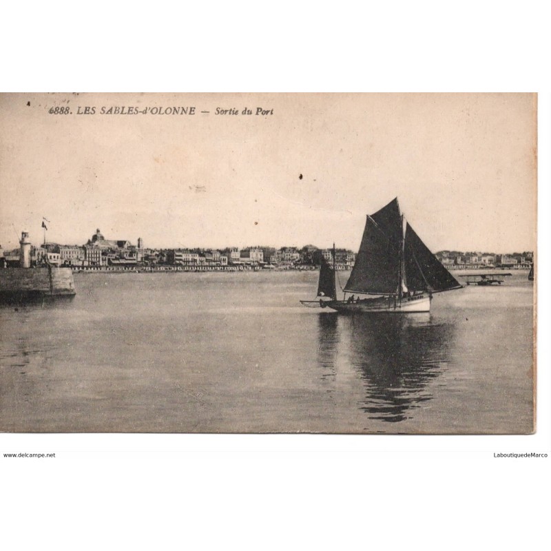 85 - Sables d'Olonne - Sortie du Port - Dos Divisé