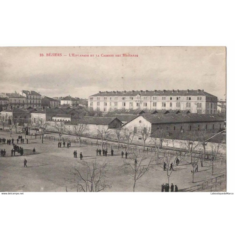 34 - BEZIERS - l'Esplanade et la Caserne des Hussards - Dos Divisé