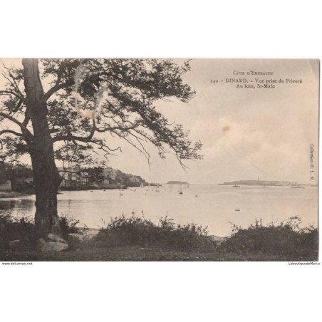 35 - DINARD - Vue prise du Prieuré au loin, Saint-Malo - Dos non Divisé
