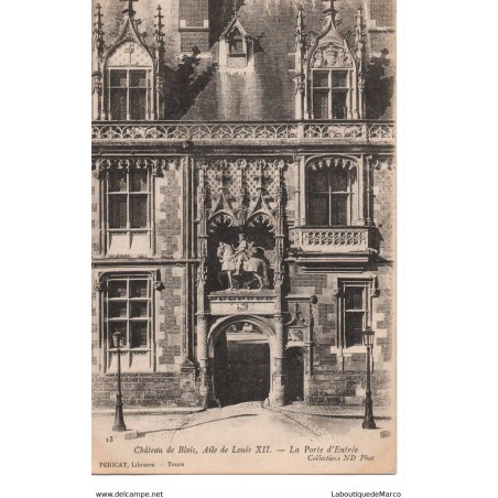 41 - Château de Blois - La Porte d'Entrée - Dos Divisé